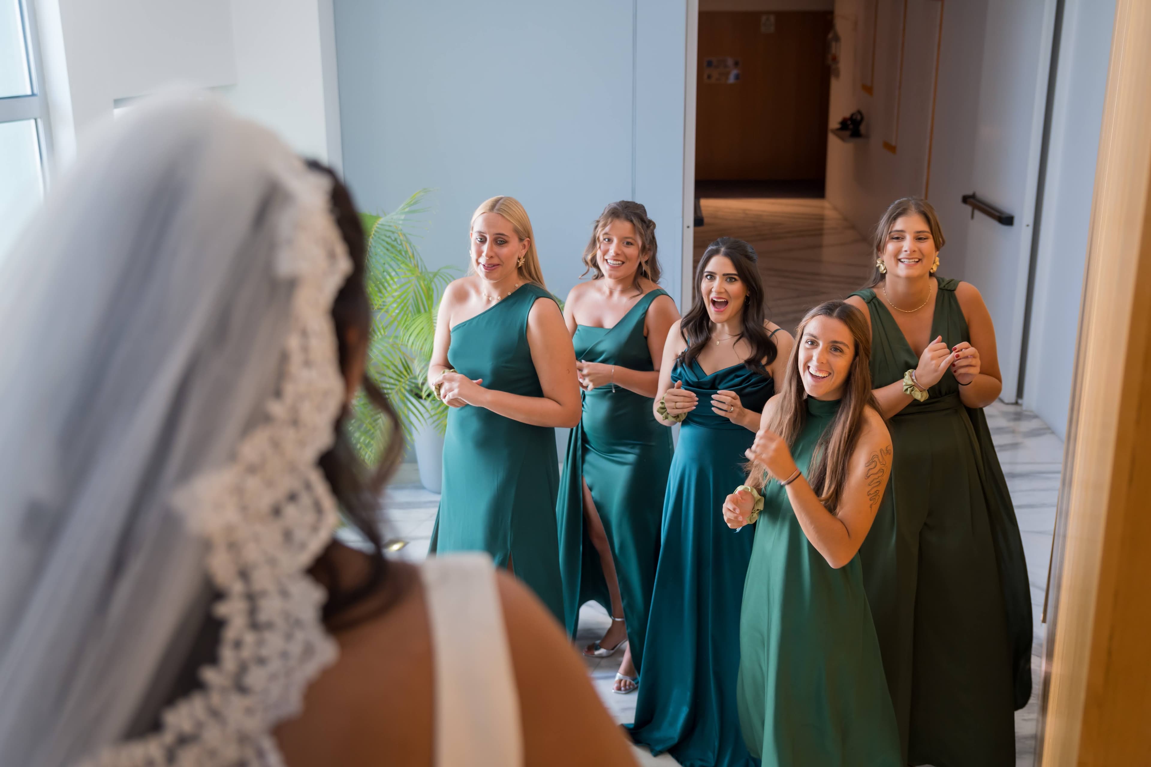 Bridal party getting ready